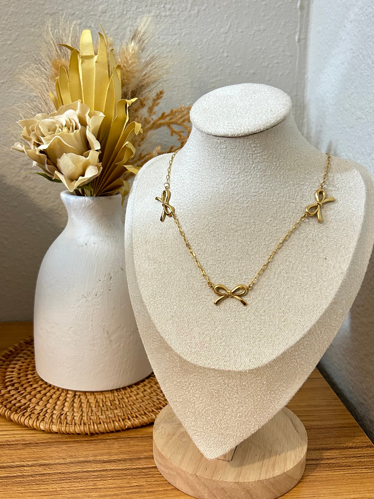 Bow Coquette Necklace